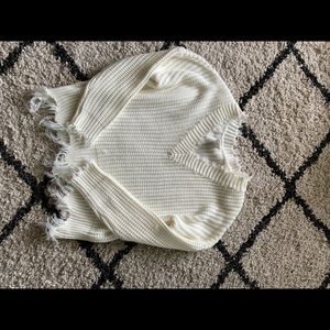 Main strip cream sweater